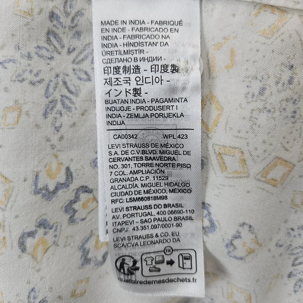 NEW Levis Classic Camper Shirt Men's Small White Printed Relaxed Fit Viscose NWT